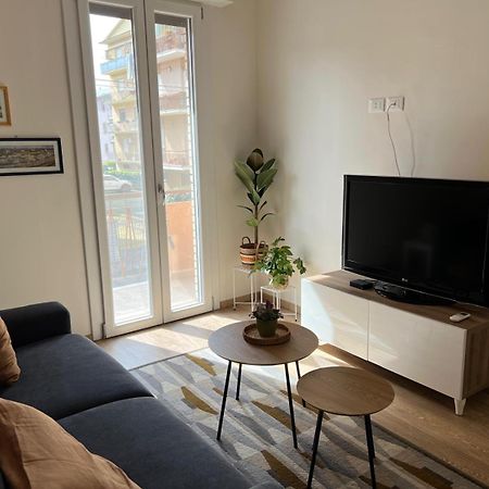 Orchidea Lägenhet Modena Exteriör bild