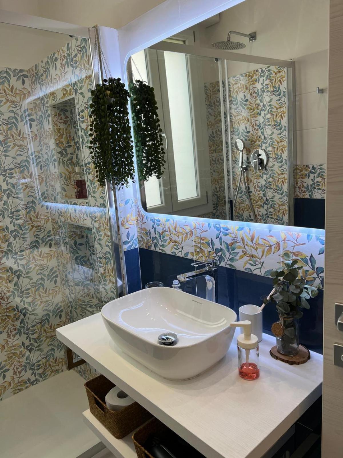Orchidea Lägenhet Modena Exteriör bild
